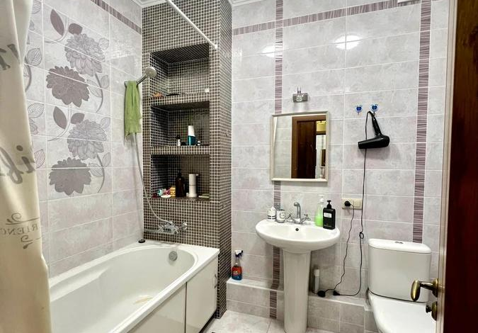 3-комнатная квартира · 93.2 м² · 5/10 этаж, Кенесары хана 54