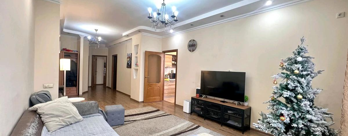 3-комнатная квартира · 93.2 м² · 5/10 этаж, Кенесары хана 54