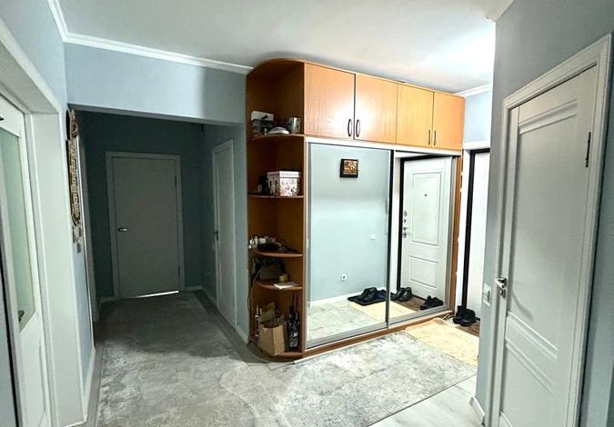 3-комнатная квартира · 102.6 м² · 1/9 этаж, Токтабаева 13 — Таугуль-1, 13