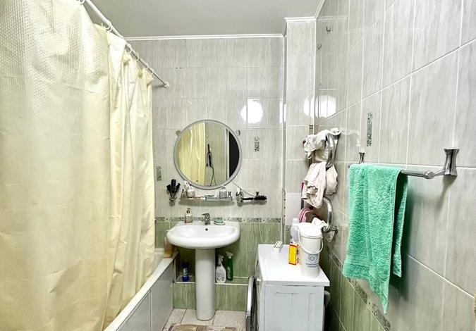 3-комнатная квартира · 102.6 м² · 1/9 этаж, Токтабаева 13 — Таугуль-1, 13