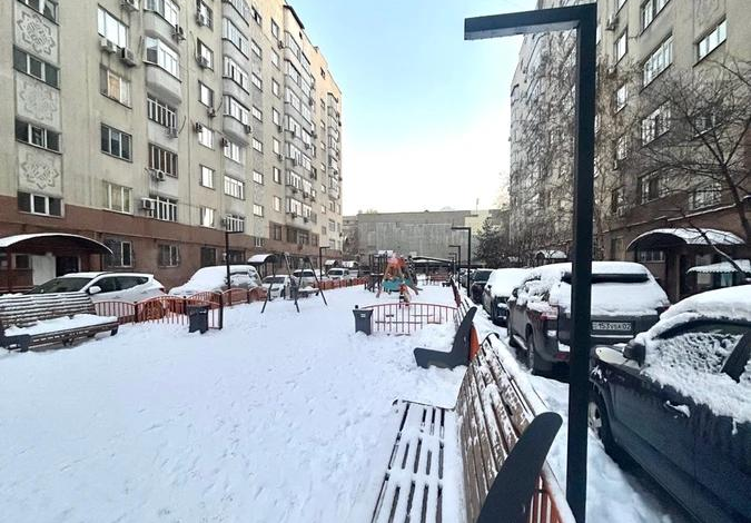 3-комнатная квартира · 102.6 м² · 1/9 этаж, Токтабаева 13 — Таугуль-1, 13