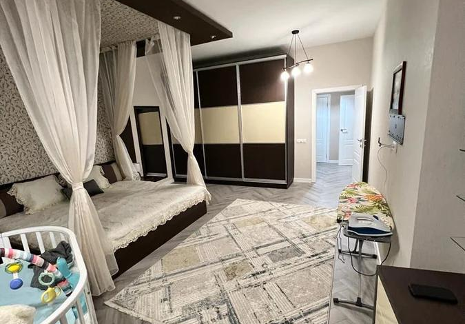 3-комнатная квартира · 141 м² · 12/19 этаж, Калдаякова 11