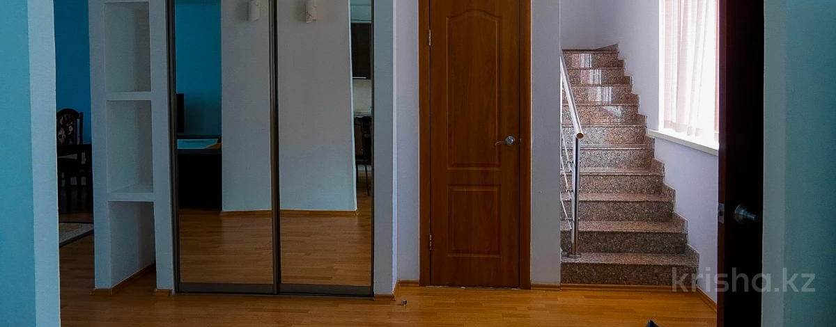 4-комнатная квартира, 160 м², 1/2 этаж, Мкр Ак шагала, ул №2 1 А