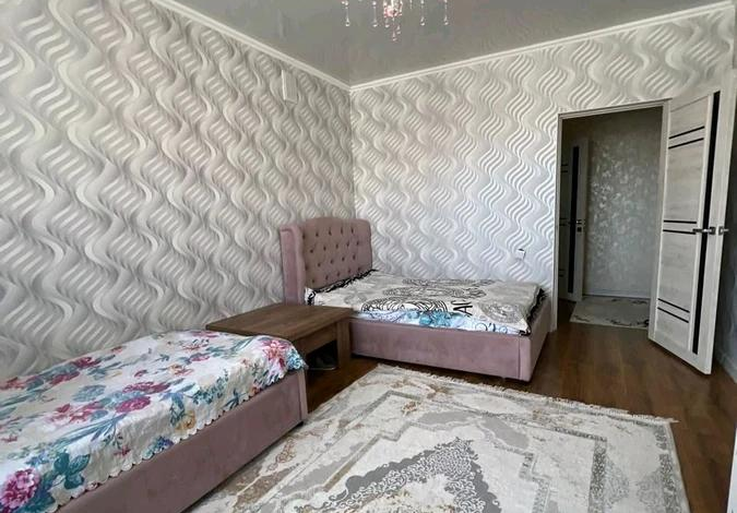 3-комнатная квартира, 110 м², 10/12 этаж, Айнаколь 60 — Айнакол Жумабаева