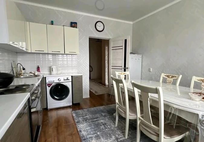 3-комнатная квартира, 110 м², 10/12 этаж, Айнаколь 60 — Айнакол Жумабаева