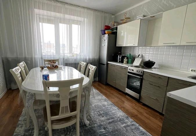 3-комнатная квартира, 110 м², 10/12 этаж, Айнаколь 60 — Айнакол Жумабаева