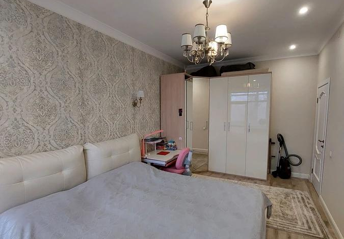 4-комнатная квартира · 140 м² · 3/8 этаж, Н.Назарбаева 21/2