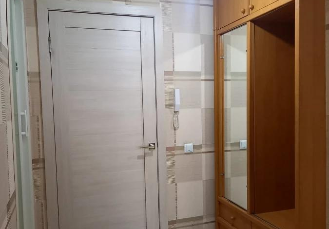 1-комнатная квартира, 35 м², 3/5 этаж, проспект Сарыарка