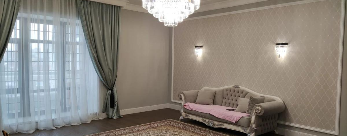 10-комнатная квартира, 424.4 м², 4/4 этаж, мкр Комсомольский, Карашаш ана 21