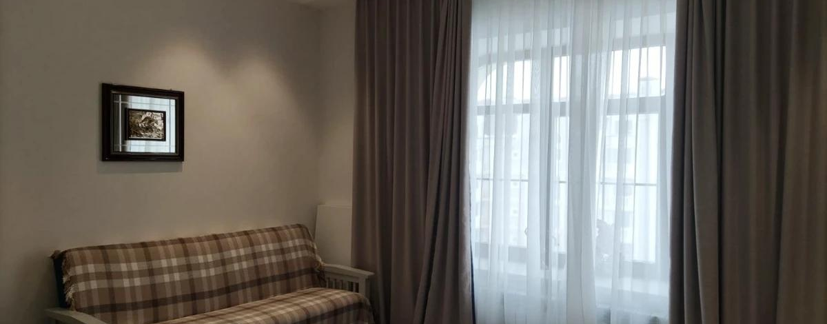 10-комнатная квартира, 424.4 м², 4/4 этаж, мкр Комсомольский, Карашаш ана 21