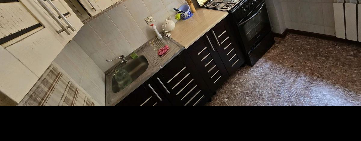 3-комнатная квартира · 62 м² · 4/5 этаж, Абая 132 — Казыбек би