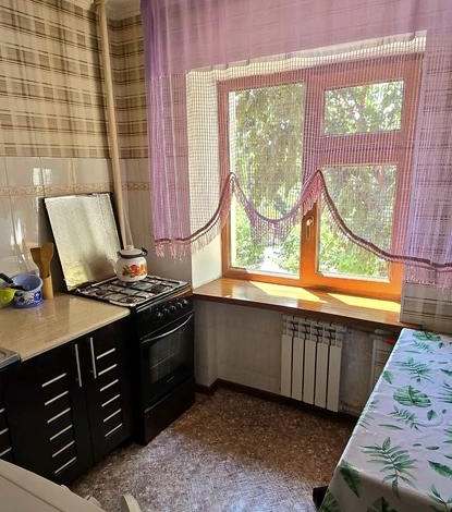 3-комнатная квартира · 62 м² · 4/5 этаж, Абая 132 — Казыбек би