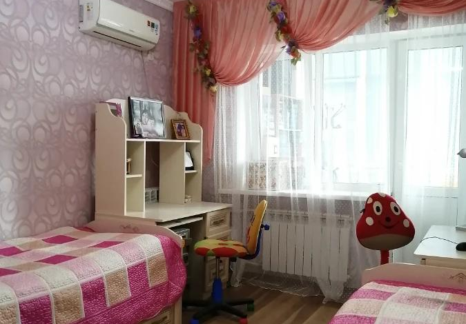 4-комнатная квартира · 108 м² · 4/5 этаж, Азаттык 77 — Атамбаев