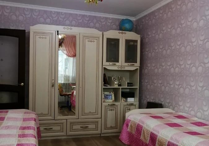 4-комнатная квартира · 108 м² · 4/5 этаж, Азаттык 77 — Атамбаев