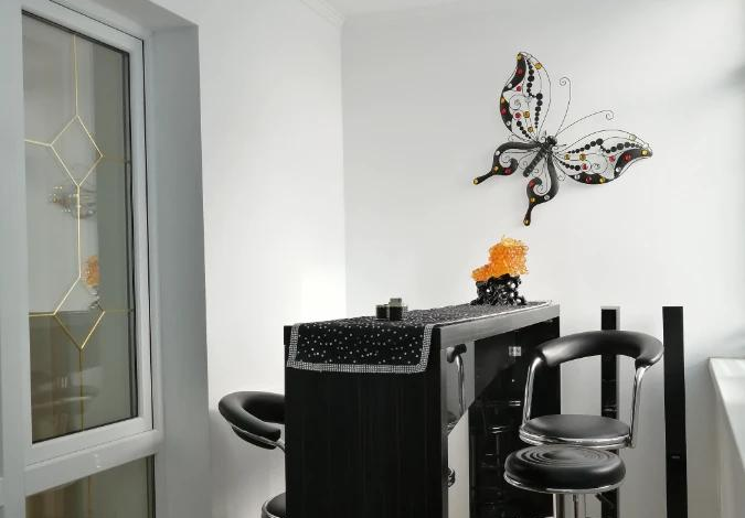 4-комнатная квартира · 108 м² · 4/5 этаж, Азаттык 77 — Атамбаев