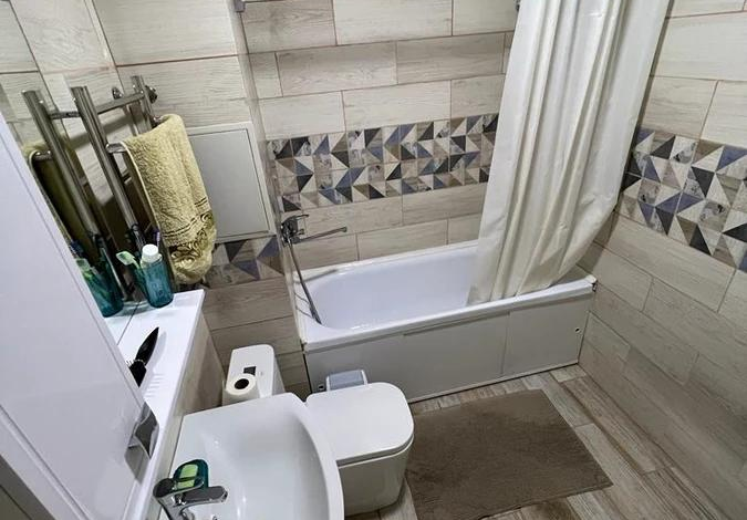 2-комнатная квартира, 62.3 м², 2/5 этаж, мкр Думан-2 30