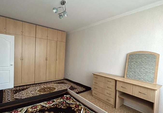 2-комнатная квартира, 73.5 м², 7/9 этаж, ул Момышулы 4