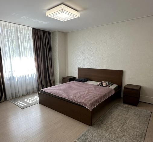 2-комнатная квартира, 75 м², 5/25 этаж, Нажимеденова 4