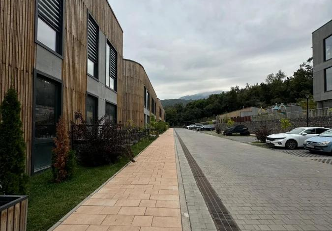 4-комнатная квартира, 143 м², 2/3 этаж, Кербулакская 8/1 к1