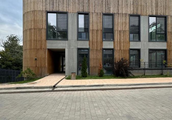 4-комнатная квартира, 143 м², 2/3 этаж, Кербулакская 8/1 к1