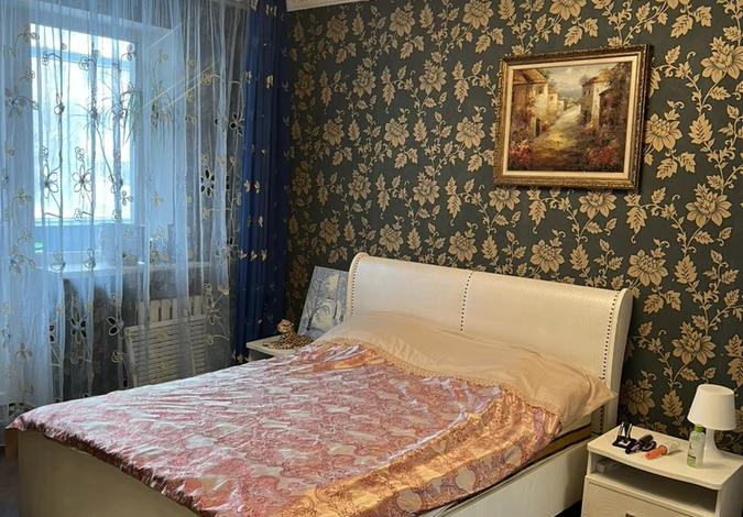 3-комнатная квартира, 81.4 м², 1/10 этаж, Рыскулбекова 16