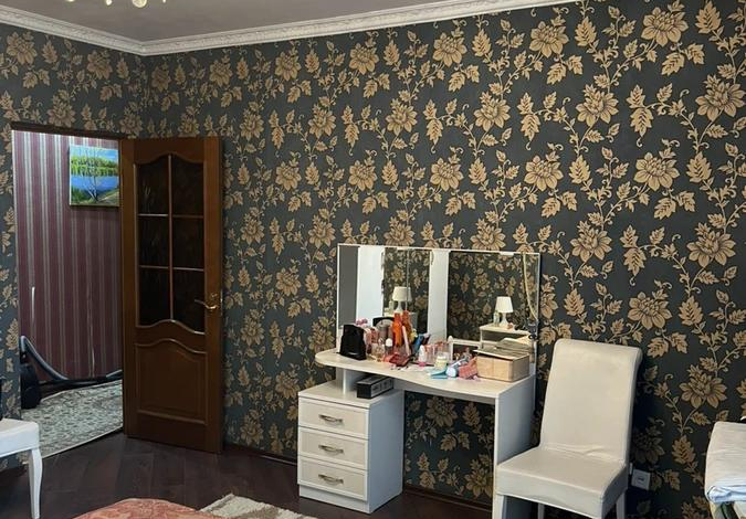 3-комнатная квартира, 81.4 м², 1/10 этаж, Рыскулбекова 16