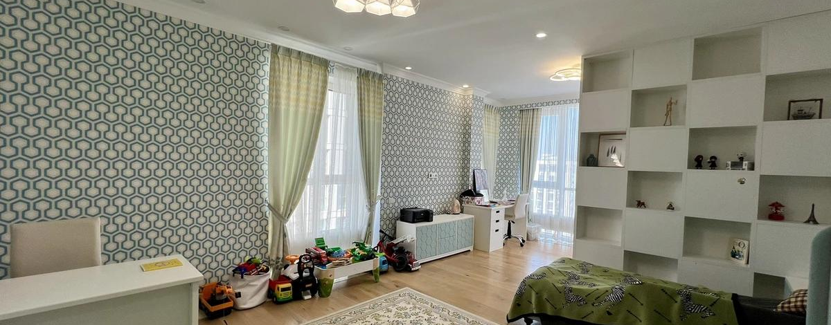 4-комнатная квартира, 218 м², 12/12 этаж, Сыганак 17р