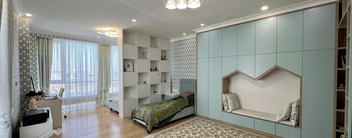 4-комнатная квартира, 218 м², 12/12 этаж, Сыганак 17р