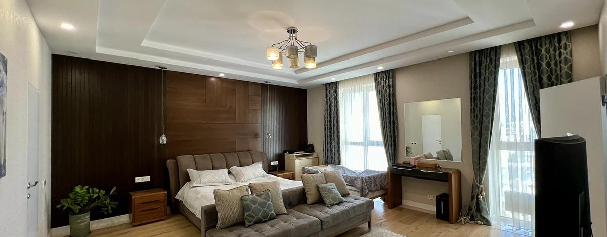 4-комнатная квартира, 218 м², 12/12 этаж, Сыганак 17р