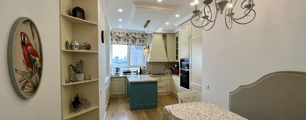 4-комнатная квартира, 218 м², 12/12 этаж, Сыганак 17р