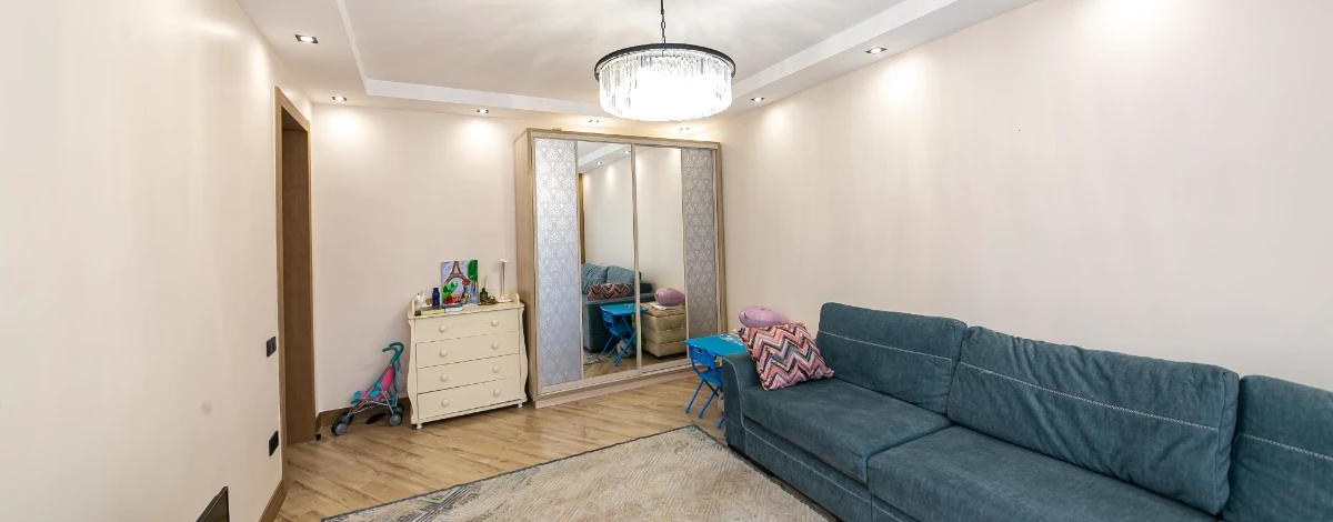 6-комнатная квартира, 230 м², Байлык 1