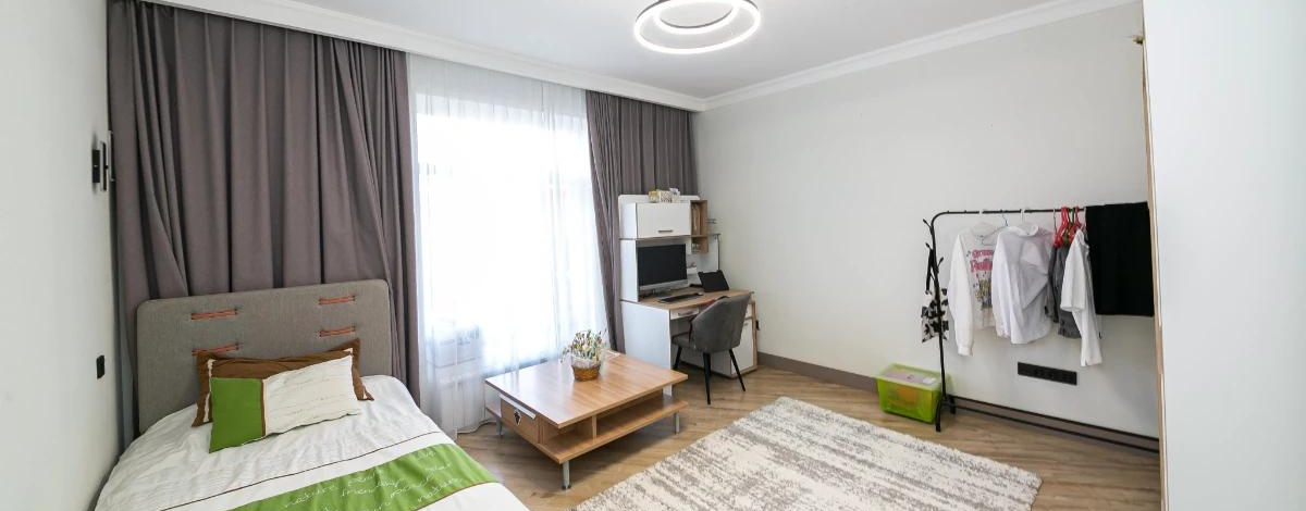 6-комнатная квартира, 230 м², Байлык 1