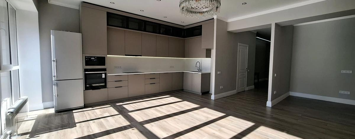 3-комнатная квартира · 105 м² · 10/12 этаж, Торайгырова 21/1