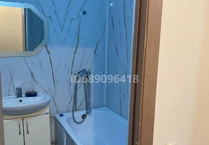 1-комнатная квартира, 42 м², 1/12 этаж, мкр Нуркент (Алгабас-1) 85 — Рыскулова-Момышулы