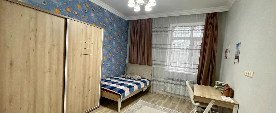 4-комнатная квартира, 132 м², 3/7 этаж, Мәңгілік Ел 48