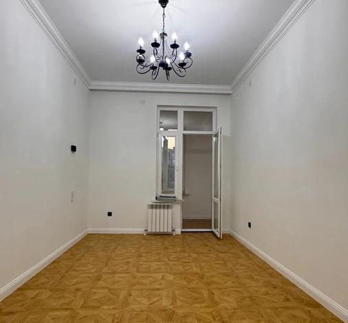2-комнатная квартира, 60 м², 15/18 этаж, Розыбакиева 237
