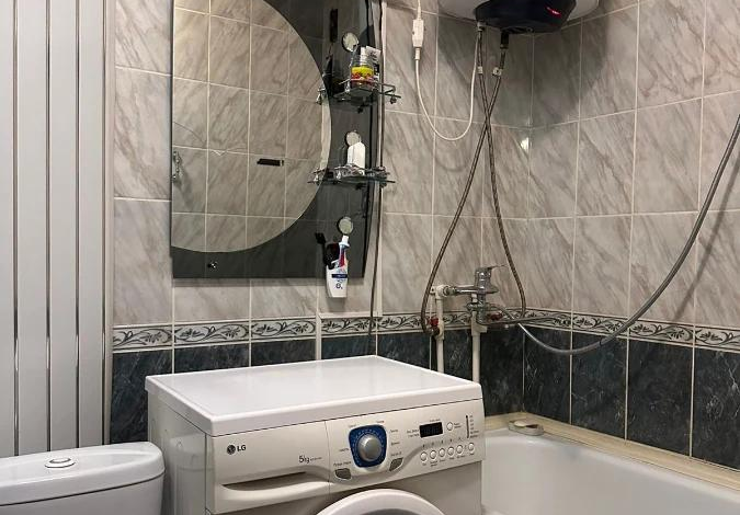 2-комнатная квартира, 40.9 м², 1/5 этаж, Кашаубаева 7а
