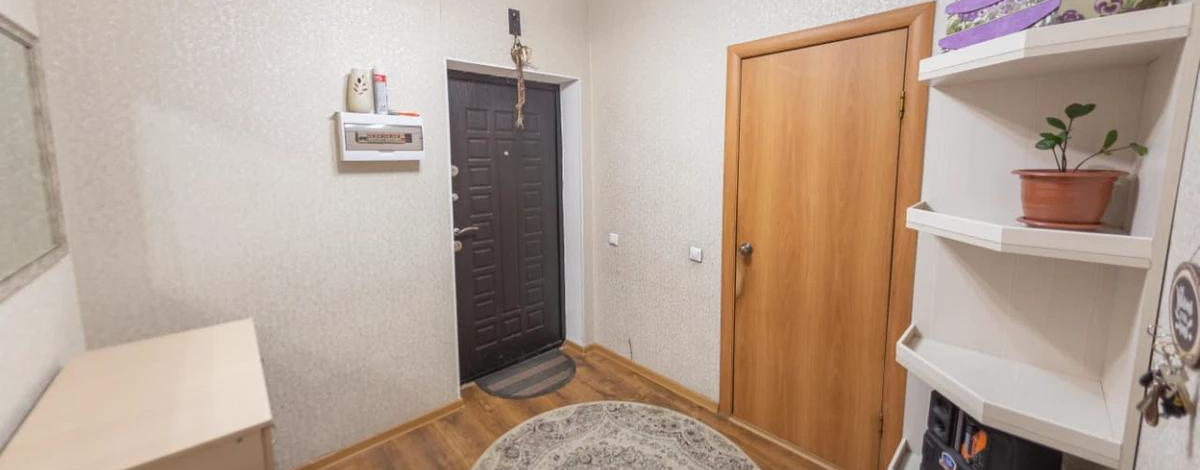 2-комнатная квартира, 67.5 м², 3/9 этаж, Жургенова