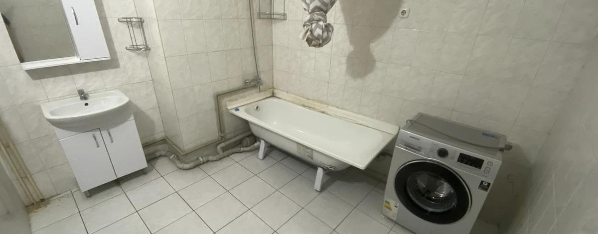 2-комнатная квартира, 93.5 м², 6/9 этаж, Райымбека