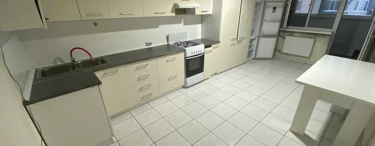 2-комнатная квартира, 93.5 м², 6/9 этаж, Райымбека