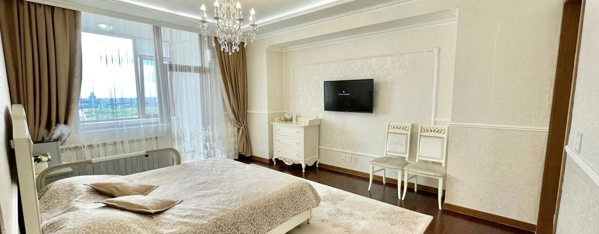 4-комнатная квартира, 172 м², 20/20 этаж, Байтурсынова 1