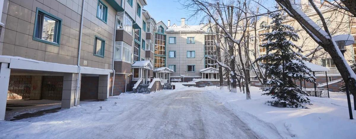 4-комнатная квартира, 126.2 м², 1/3 этаж, Жалайыри