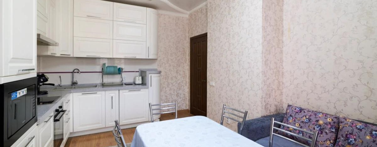 5-комнатная квартира, 153 м², 4/18 этаж, Габдулина 16