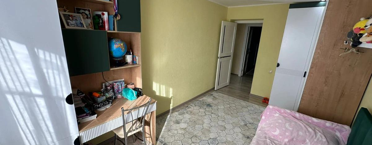 4-комнатная квартира · 90 м² · 7/9 этаж, Красина 11