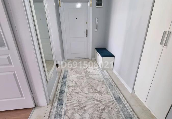 2-комнатная квартира, 62 м², 9/9 этаж, мкр Аккент, Мкр. Аккент 39