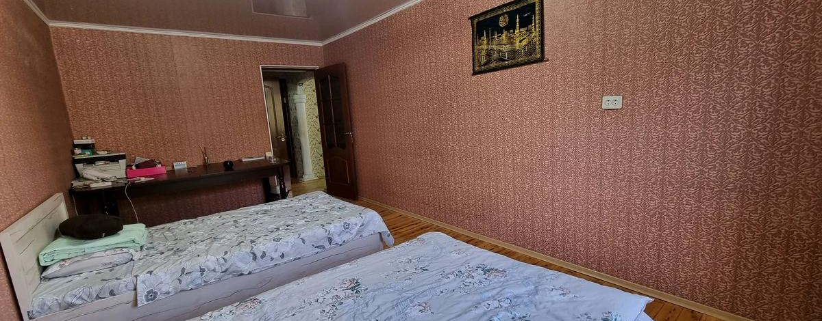 3-комнатная квартира, 70 м², 5/5 этаж, мкр Айнабулак-4