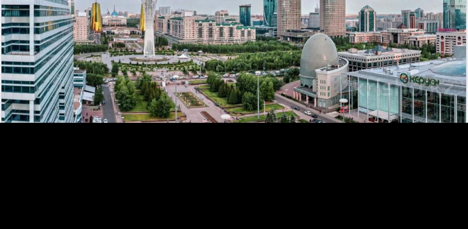 4-комнатная квартира, 180 м², 14/18 этаж, Динмухамеда Кунаева 8а