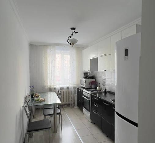 3-комнатная квартира, 60 м², 5/5 этаж, рыскулбекова 19/1