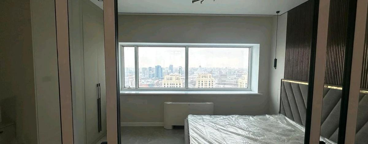 1-комнатная квартира, 43 м², 27/41 этаж, Достык 5