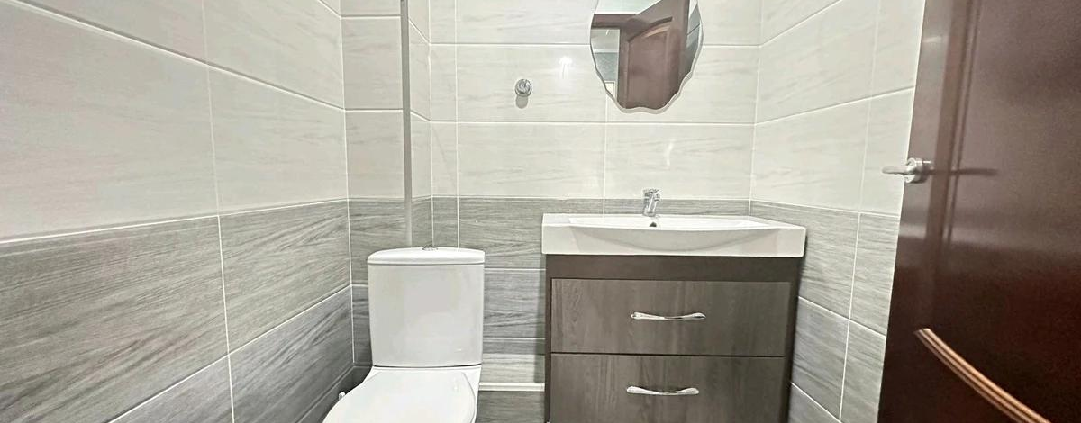 2-комнатная квартира, 68.2 м², Нажимеденова